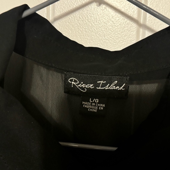 Sheer Black Sleeveless Top - Picture 2 of 4